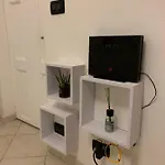 La Casetta Del Bianconiglio By Smart-home Apartment *