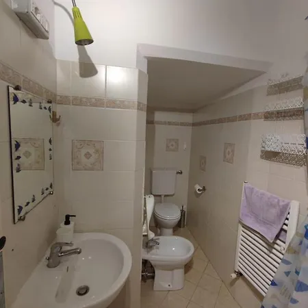 La Casetta Del Bianconiglio Con Garage Lägenhet *